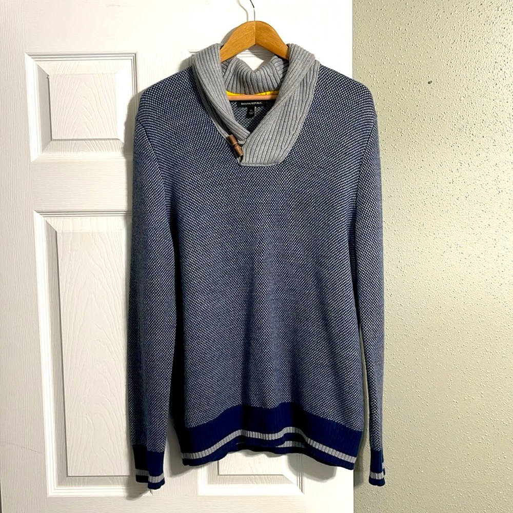 Banana Republic sweater XL